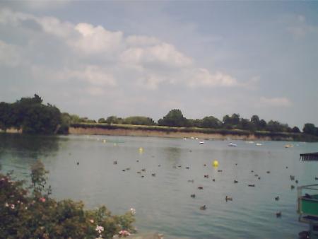 lac avec canards � le quesnoy